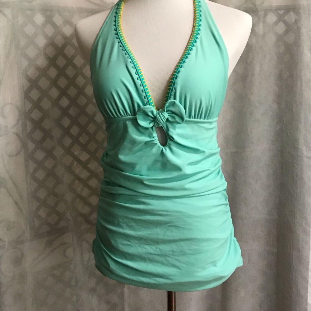 Jessica Simpson Swimsuit M